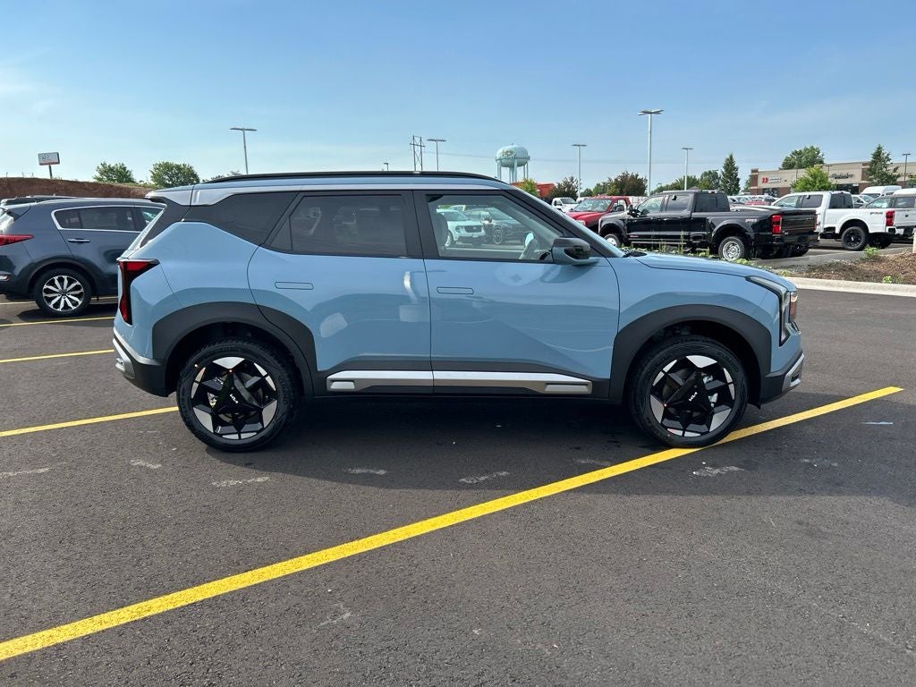 2027 Kia Seltos — detail view