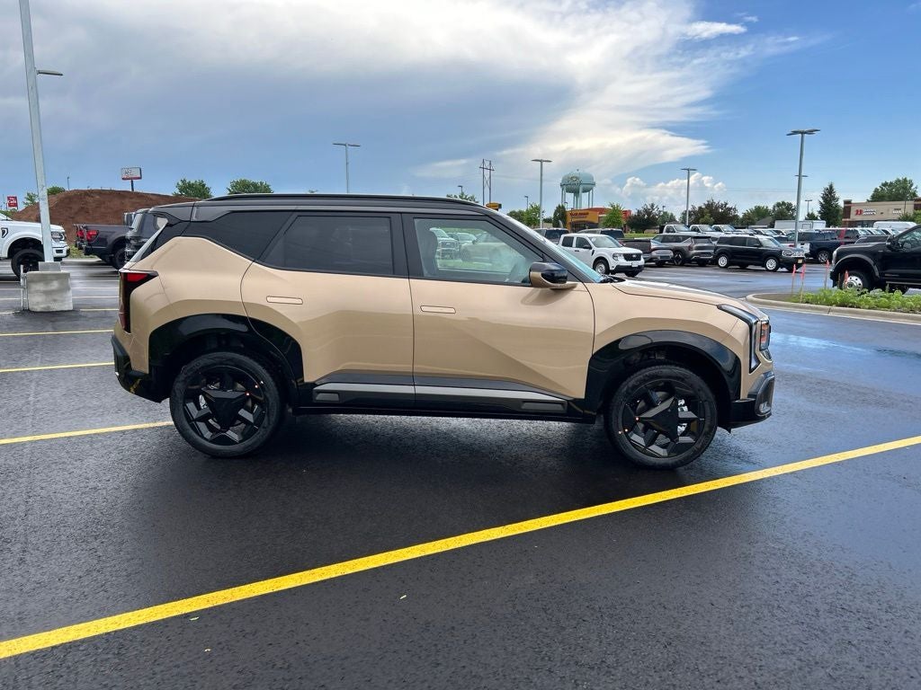 2027 Kia Seltos — detail view